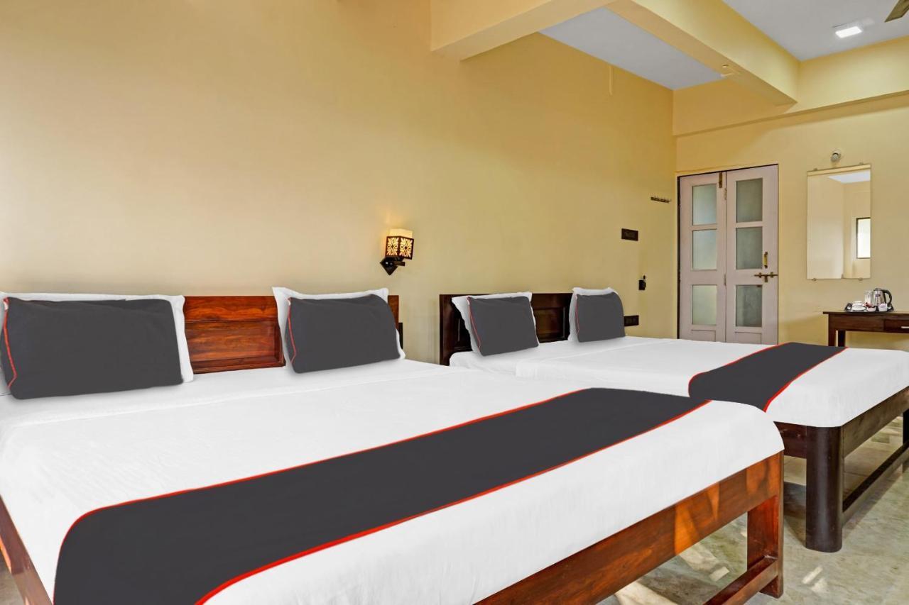 Collection O Shovi Beach View Resort 阿里巴格 外观 照片